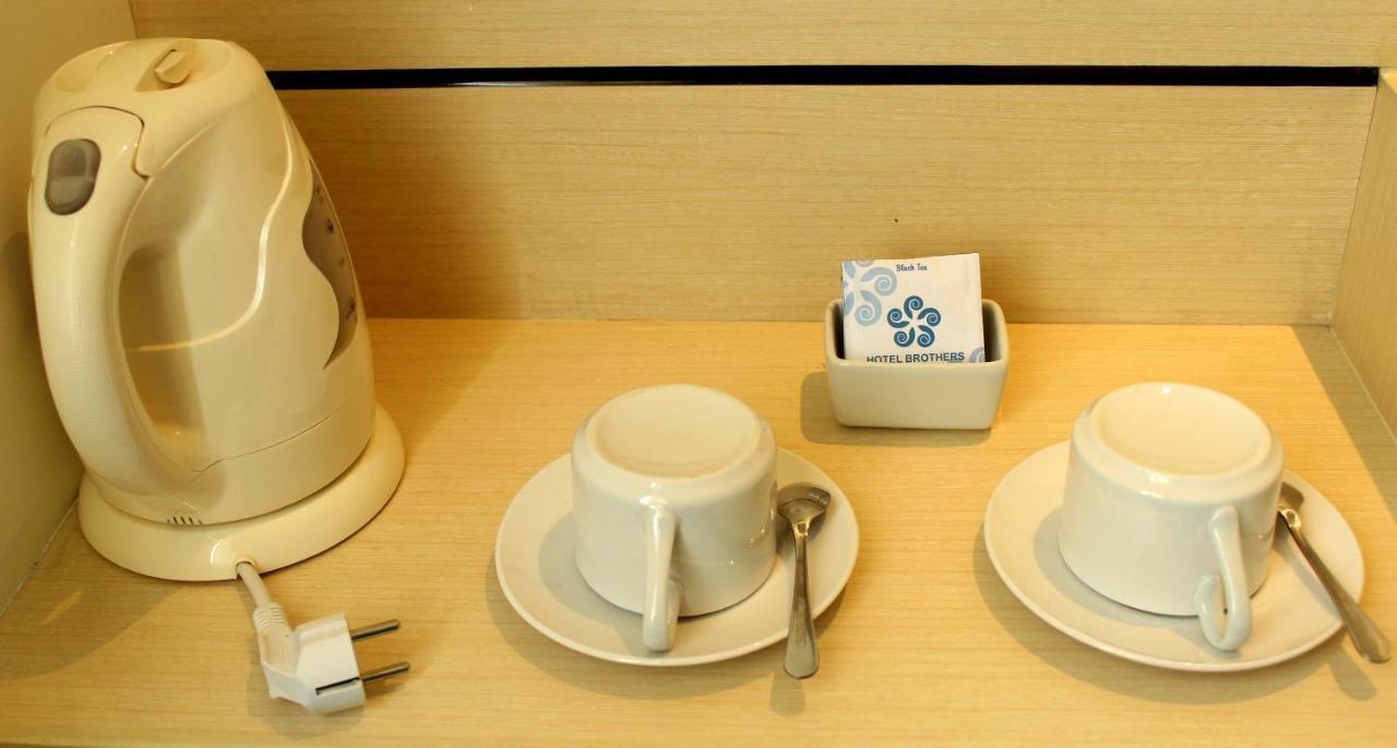 Hotel Brothers Biru Solo Baru Экстерьер фото
