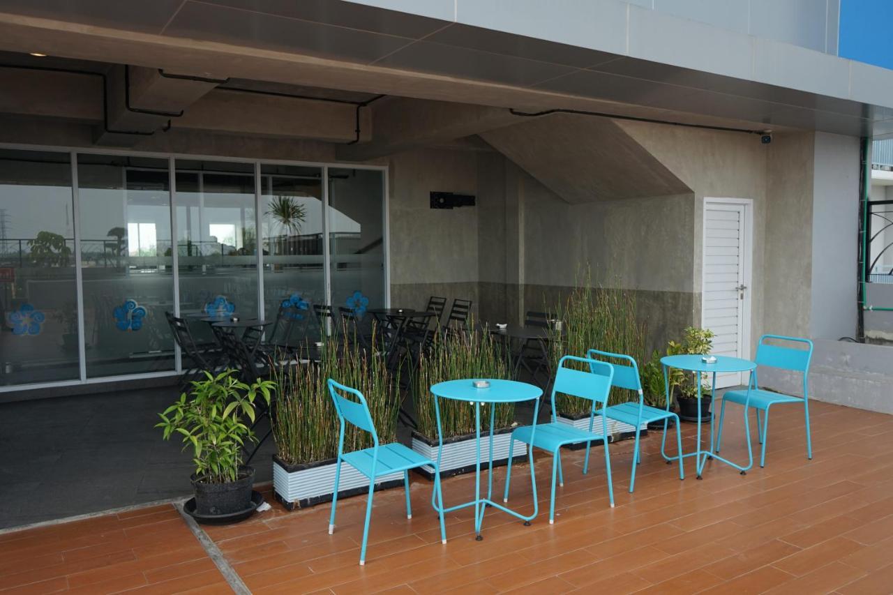 Hotel Brothers Biru Solo Baru Экстерьер фото